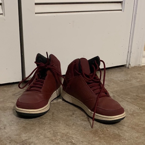 Jordan’s. - Picture 1 of 3